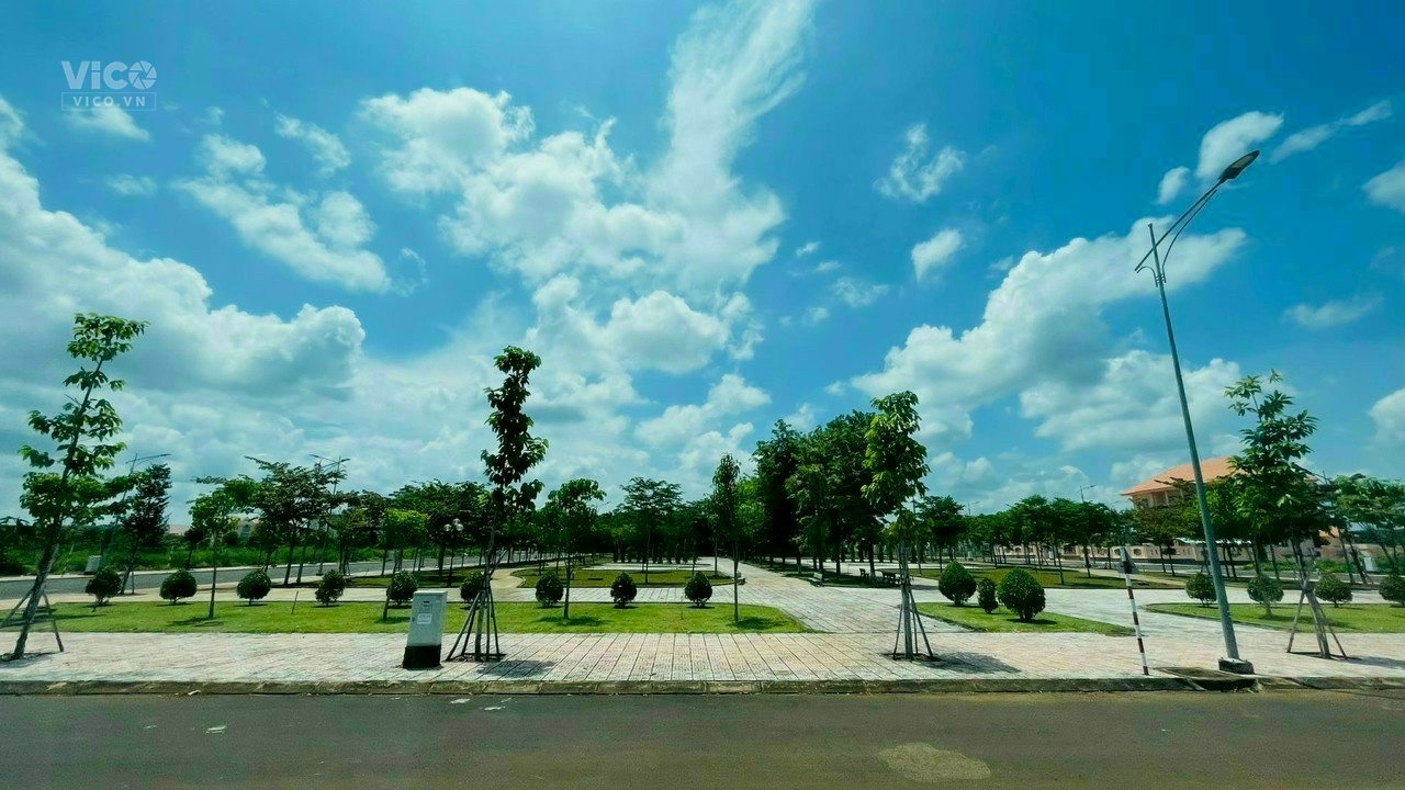 bán đất SHR trung tâm hành chính 4 mạt tiền Bình Phước