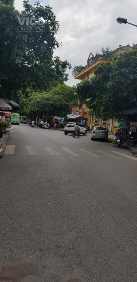 CHỈ 3,9xx TỶ SỞ HỮU NGAY NHÀ 3 TẦNG, 42M2, MT 8M KHU VỰC HÀ CẦU, HÀ ĐÔNG