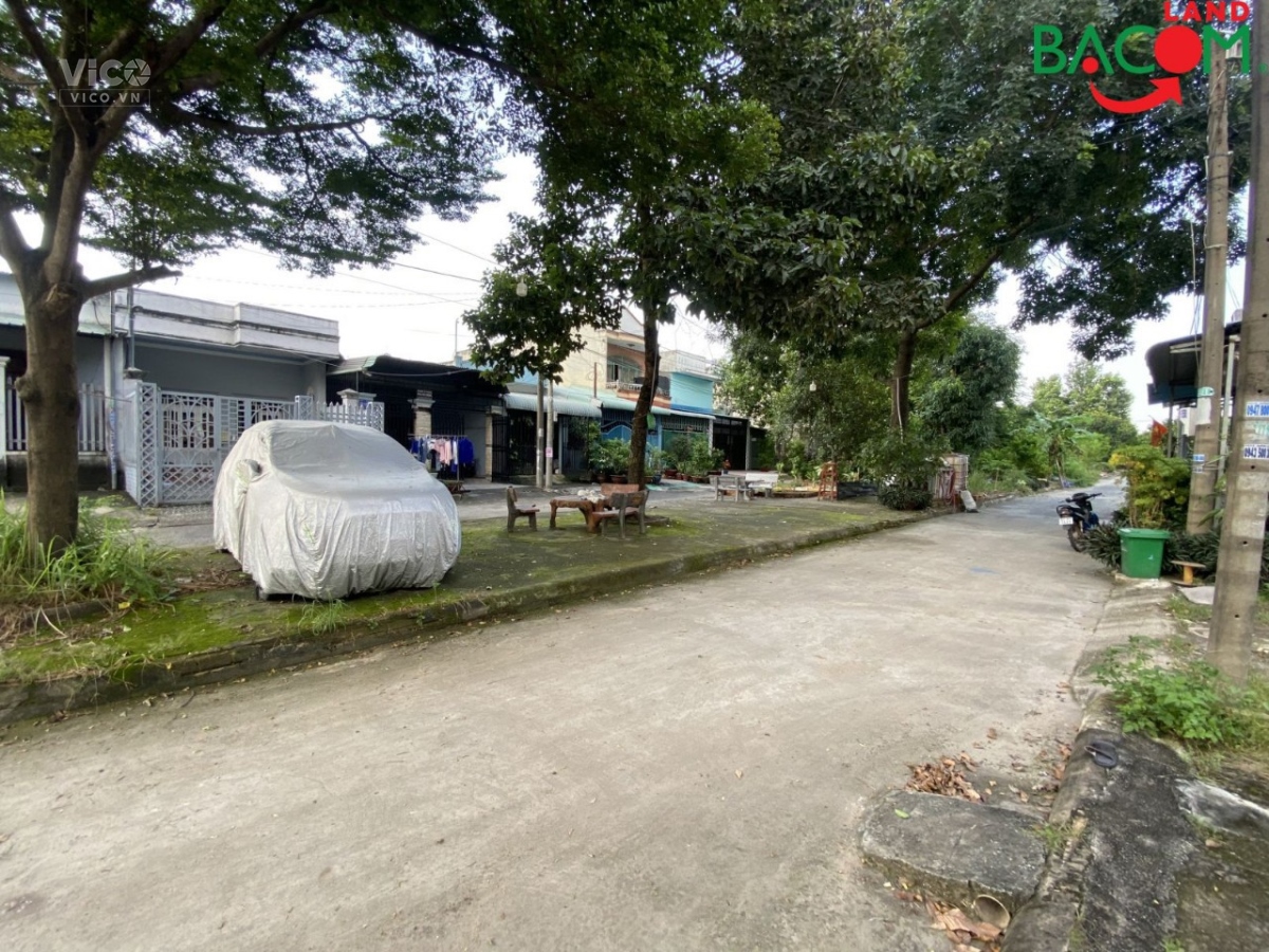 bán nhà 2 mặt tiền long bình tân giá rẻ chưa tới 23 triệu mét