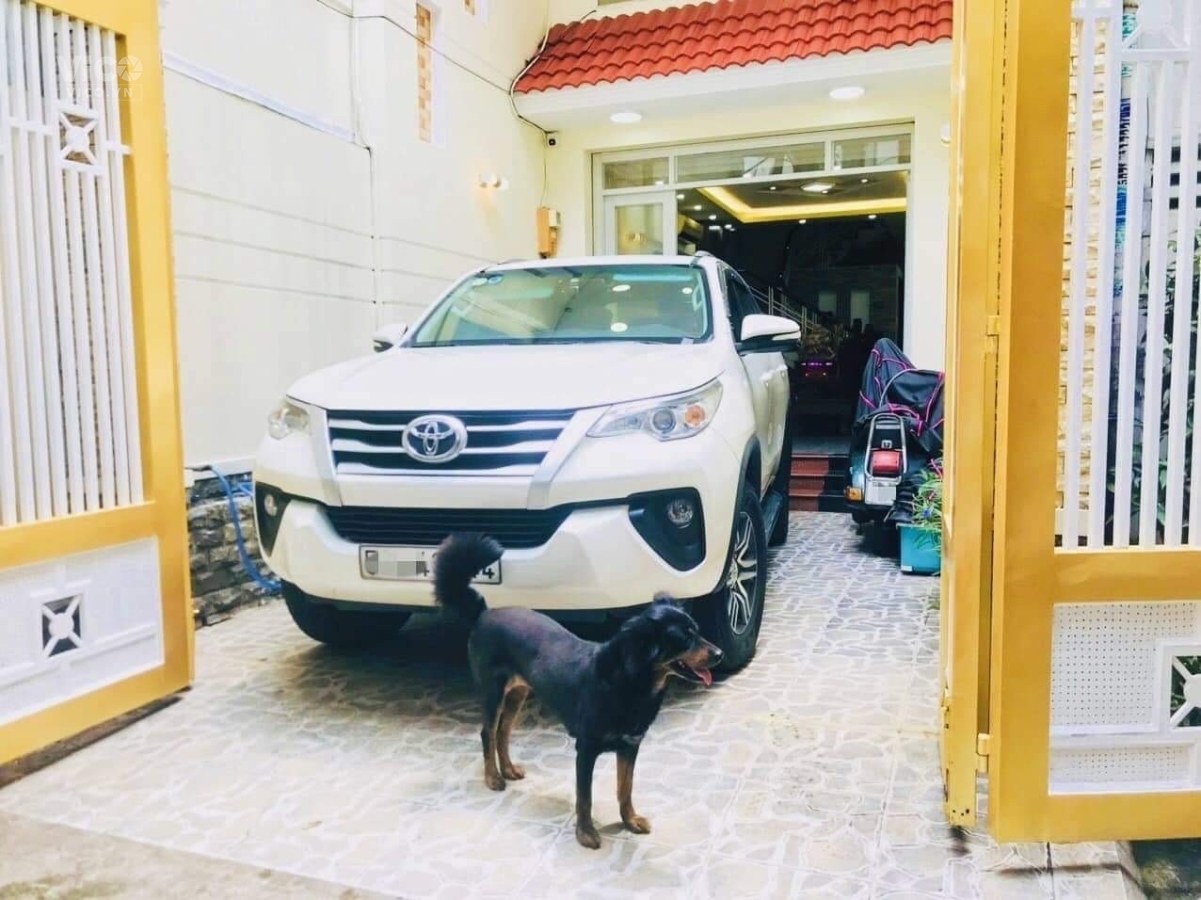 Bán nhà HXH Ngô Thị Thu Minh, Tân Bình 100m2 5 tầng BTCT 17.6 TỶ