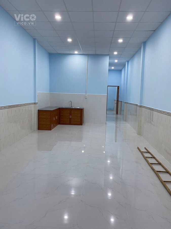 NHÀ C4, HXH SÁT CHỢ BÌNH TRỊ ĐÔNG, GẦN TÊN LỮA, 4X17M, CHỈ 4,8 TỶ.
