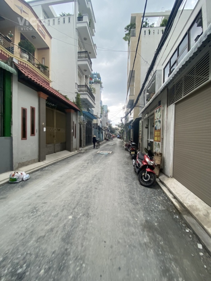 Bán Nhà đường Văn Cao, Tân Phú. 116 m2 giá 8,4 tỷ