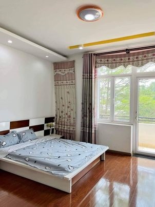Bán nhà hẻm 418 Lê Văn Quới Bình Tân 74m2, 5PN chỉ 5.9 tỷ