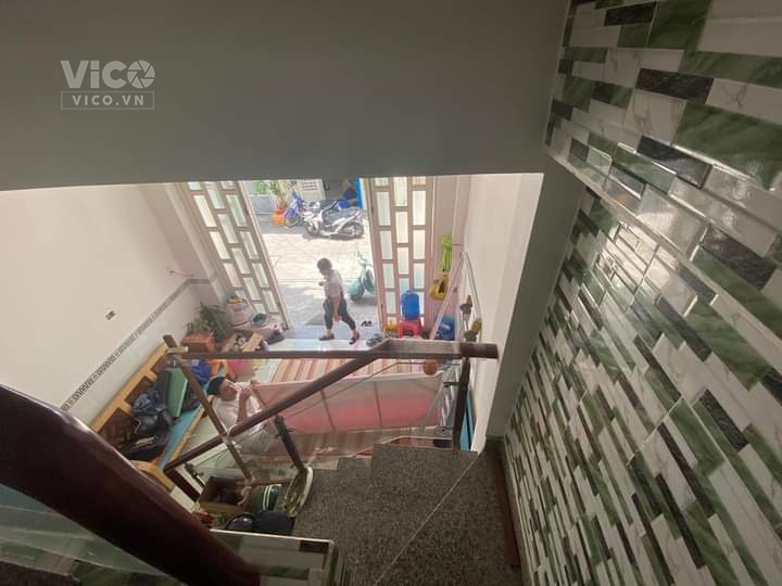 Bán nhà MT Nguyễn Sơn, 48m2. 2 tấm, hẻm 8m, 4ty x