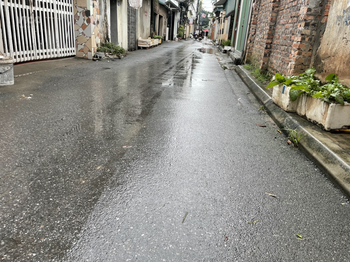 Chính chủ bán gấp 110m đất Thạch Bàn, Phân lô, Ô tô đỗ, Gần Aeon Mall Long Biên.