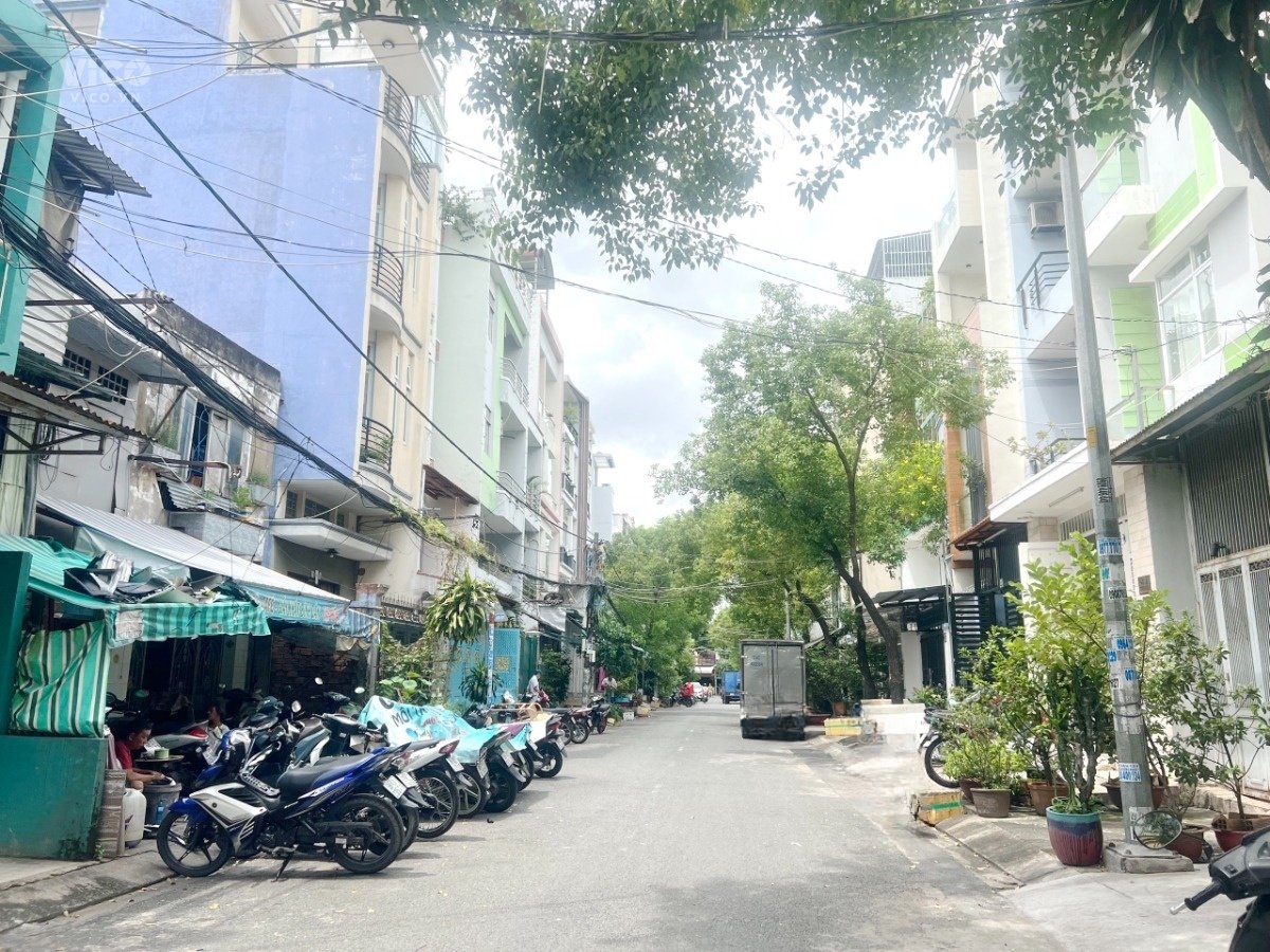Bán nhà mặt tiền 351 Âu Cơ, phường Phú Trung, Quận Tân Phú