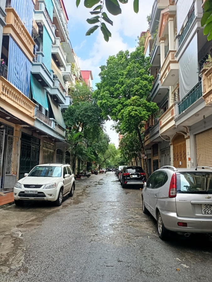 Cho thuê nhà B3 khu đô thị Đại Kim, Hoàng Mai, diện tích 70m2 nhà 4 tầng, giá 18tr/tháng