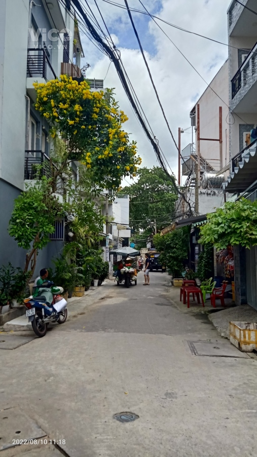 Nhỉnh 2 tỷ có nhà Tân Phú, TP.HCM 2PN Ô tô sát nhà sổ hông chính chủ
