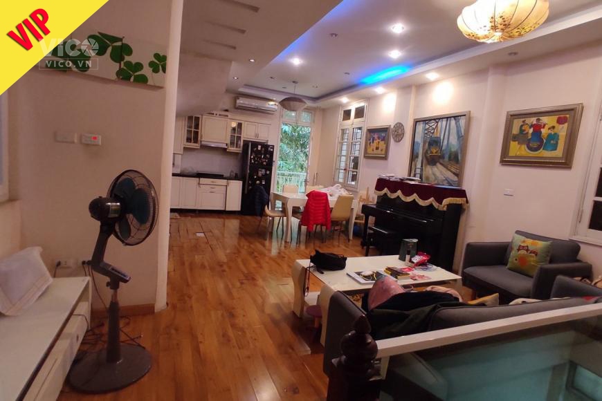 Mợ 2 bán nhà HXH 47m2 Văn Thân Quận 6 giá rẻ chỉ3.7 tỷ