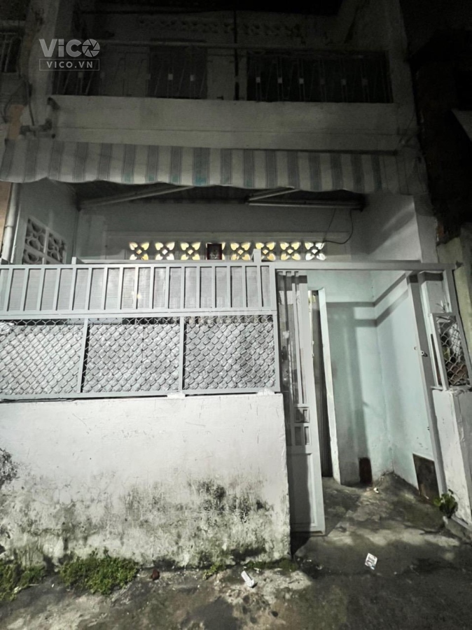 Bán nhà đường 100 Bình Thới p14 q 11. 2 tầng 25m2 chỉ 3 ty 3