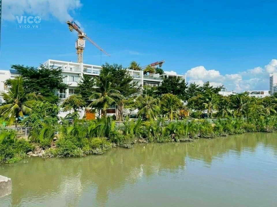 Bán Biệt thự góc hai mặt tiền đường số View sông Phường Phú Thuận Quận 7