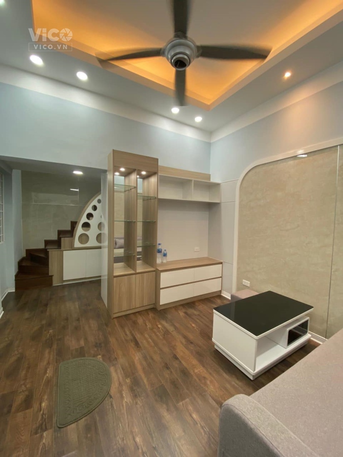 Bán nhà Phố Hàng Bông, Hoàn Kiếm, Mới, Đẹp, Sát phố, Ở luôn, 30m2x3T. Giá 3.85 tỷ.