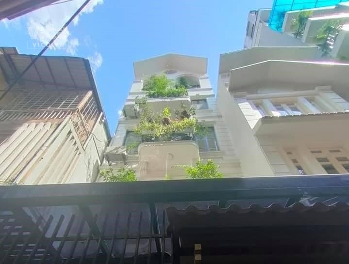 Bán nhà Xuân Phương hiếm, 38m2, 5 tầng, tặng nội thất, ô tô 30m, về ở ngay chỉ 3 tỷ