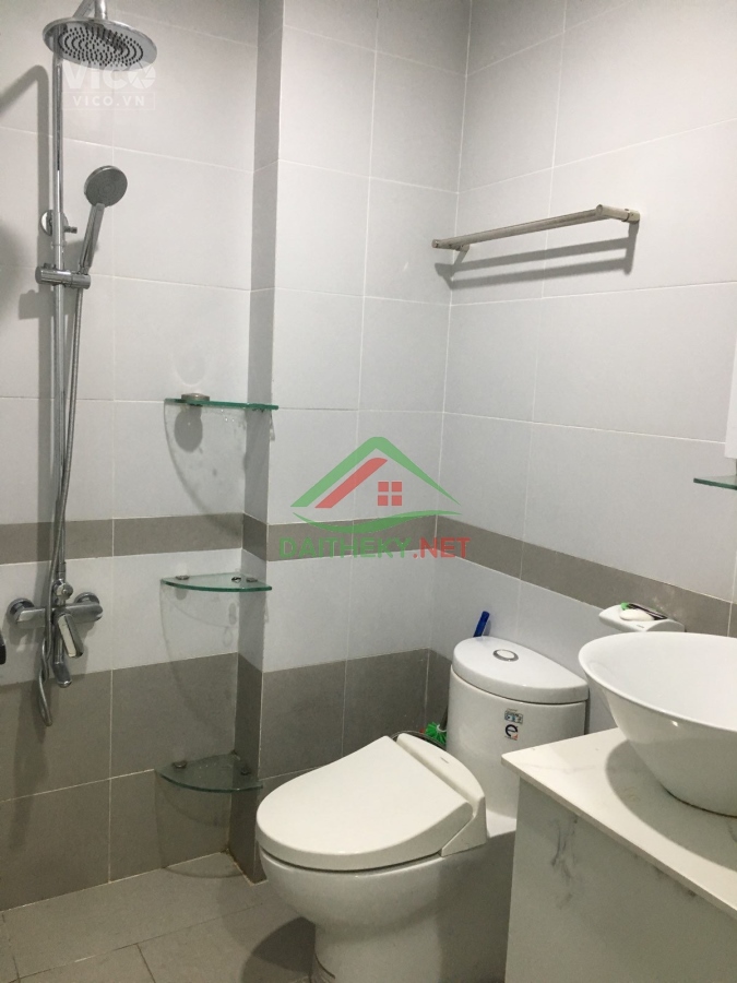 BÁN NHÀ TÂN BÌNH HXH HẺM 10 4 TẦNG BTCT ĐẸP LUNG LINH NGUYỄN THÁI BÌNH 5.1 TỶ.