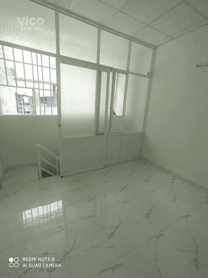 Bán gấp nhà Lê Văn Sỹ, Q3, 40m2 chỉ có 5.4 tỷ