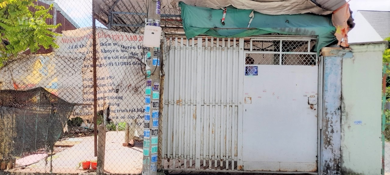 Nhà C4 Mặt Tiền 8m Gần 200m2 Xuân Thới Sơn Hóc Môn