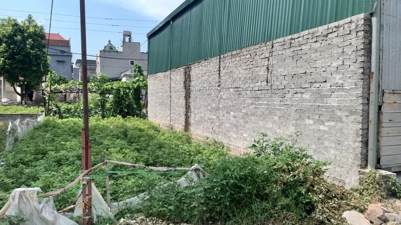 BÁN ĐẤT PHỐ NGÔ GIA TỰ LONG BIÊN GẦN CẦU CHUI Ô TÔ CHẠY VÒNG QUANH 42MMT5 HƠN 3 TỶ 0973070745