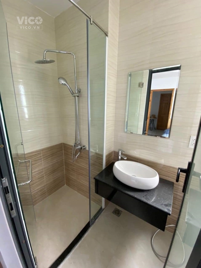 SIÊU PHẨM GẦN SÂN BAY NHÀ MỚI 2 TẤNG 2 CĂN LIỀN KỀ BÁN HẾT NHÀ ĐẸP BTCT VỮNG CHẮCTỌA LẠC TẠI