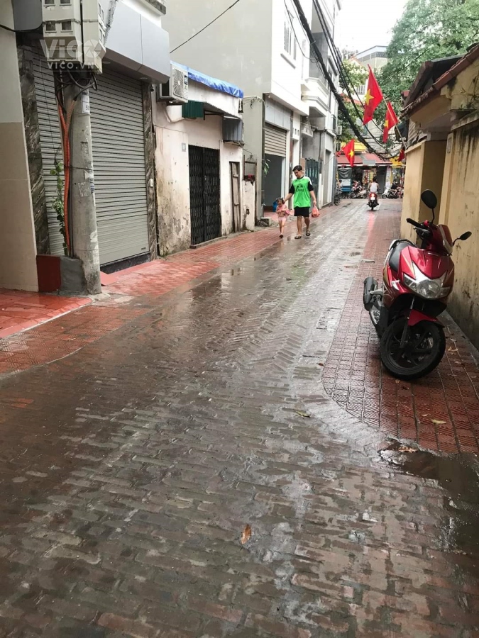 Bán đất Đông Ngạc, ngõ nông, vài bước ra mặt phố Kẻ vẽ ô tô tránh. 37 m2, mt 5m, 2.3 tỷ