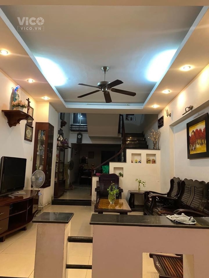 NHÀ ĐẸP GIÁ RẺ TRƯNG NỮ VƯƠNG HẢI CHÂU Ô TÔ NGỦ TRONG NHÀ 5.7 TỶ