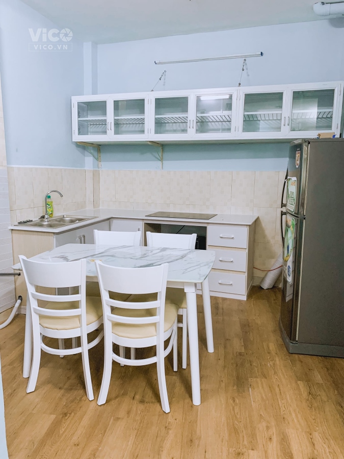 BÁN NHÀ HẺM XE HƠI THÔNG CÁCH MẠNG THÁNG TÁM SÁT MẶT TIỀN ÚT TIỀN NHỈNH 5 TỶ