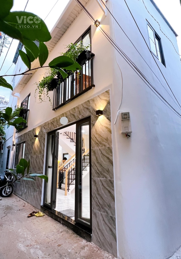 CÔNG CHÚA NGỦ TRONG RỪNG HXT TỚI NHÀ NGANG 8.7M GIÁ CHỈ 3.XX TỶ