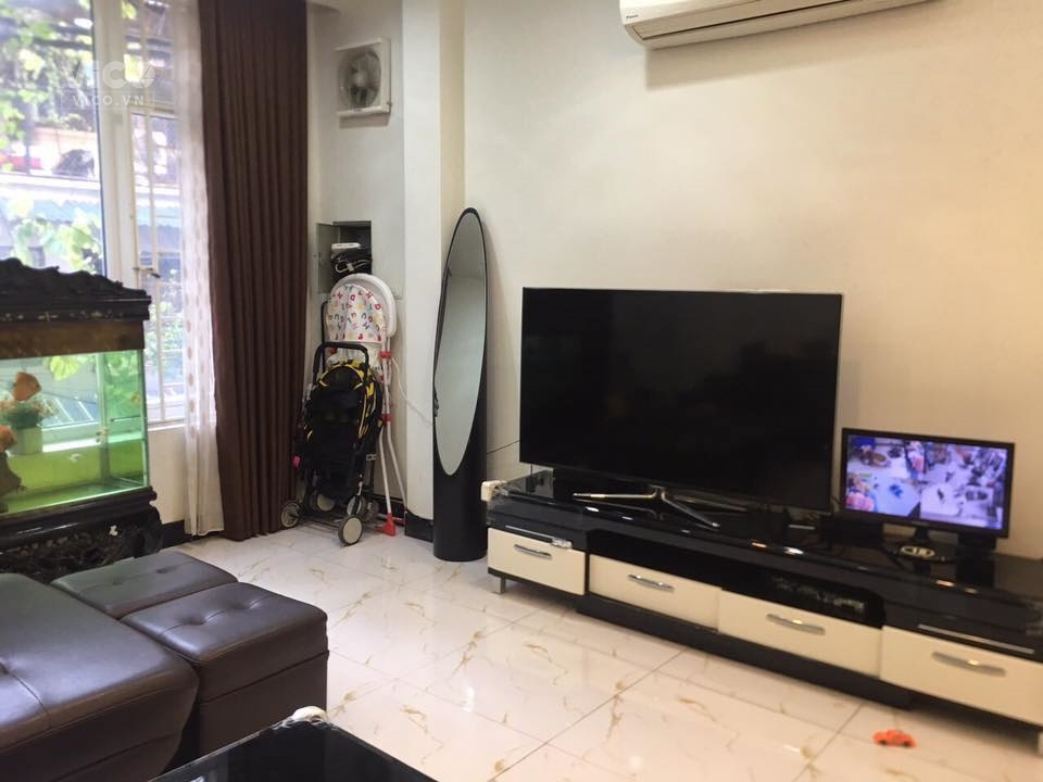 Hẻm Xe Tải Cống Hộp Ở Ngay 3 Lầu BTCT Tặng Nội Thất Bán Gấp