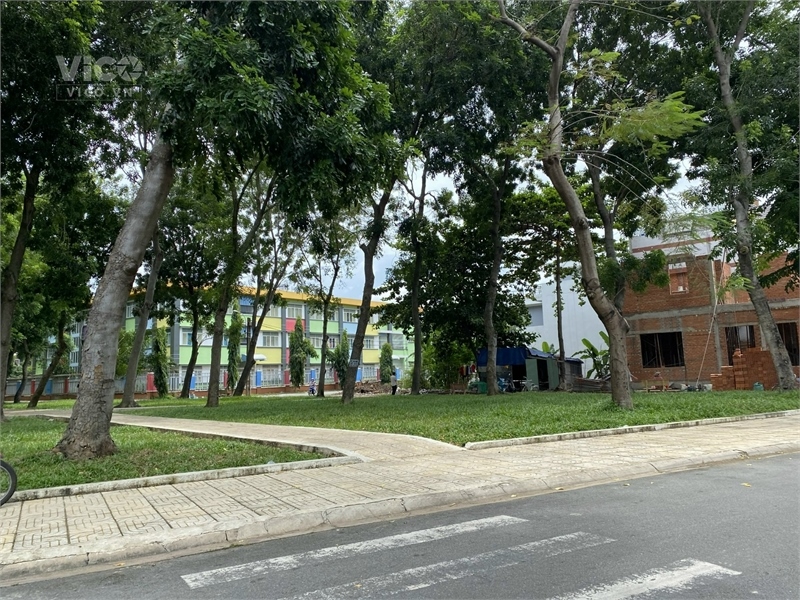 BÁN NHÀ VIEW CÔNG VIÊN PHAN HUY ÍCH NGANG 4.5 X 16m, 3 TẦNG, NHỈNH 6 TỶ