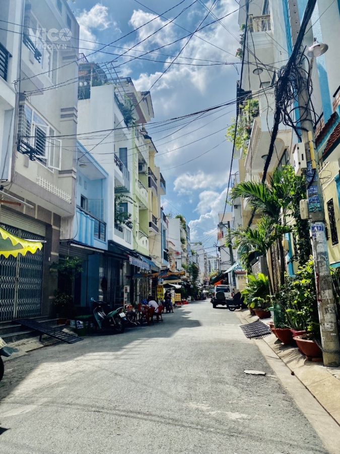 Hiếm Bán Nhà Đầm Sen P3, Quận 11, 54m2, 2 tấm, 5x tỷ