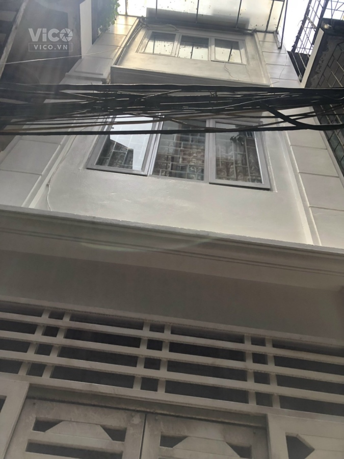 Chính chủ cho thuê nhà tại số 23 ngõ 161 Đại La DT33m2x6 tầng Giá 12tr/th LH 0385807316