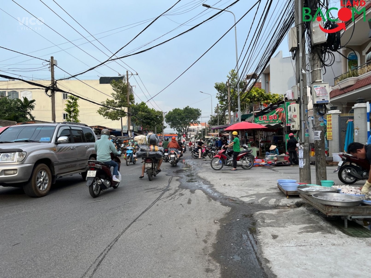Chỉ 3.45ty có ngay lô đất biệt thự 240m2 đường thông xe hơi,p.Tân Phong