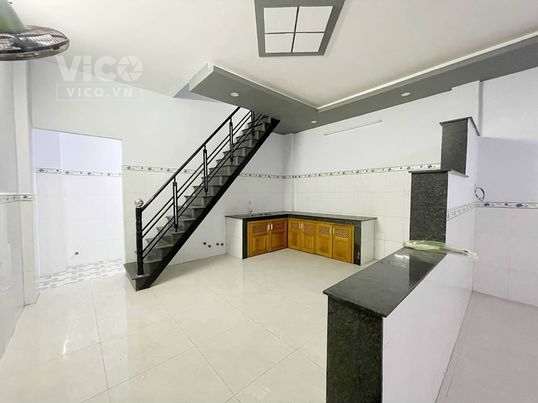 HXT 8m gần Lê Thúc Hoạch, Tân Phú nhà BTCT 70m2 giá 5.6 tỷ