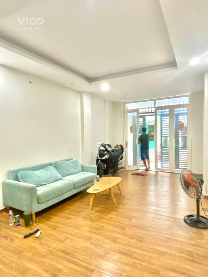 NHÀ ĐẸP YÊN ĐỖ HÀNG VIP PHƯỜNG 1 DT KHỦNG 52M2 3 TẦNG CHỈ 5.6 TỶ