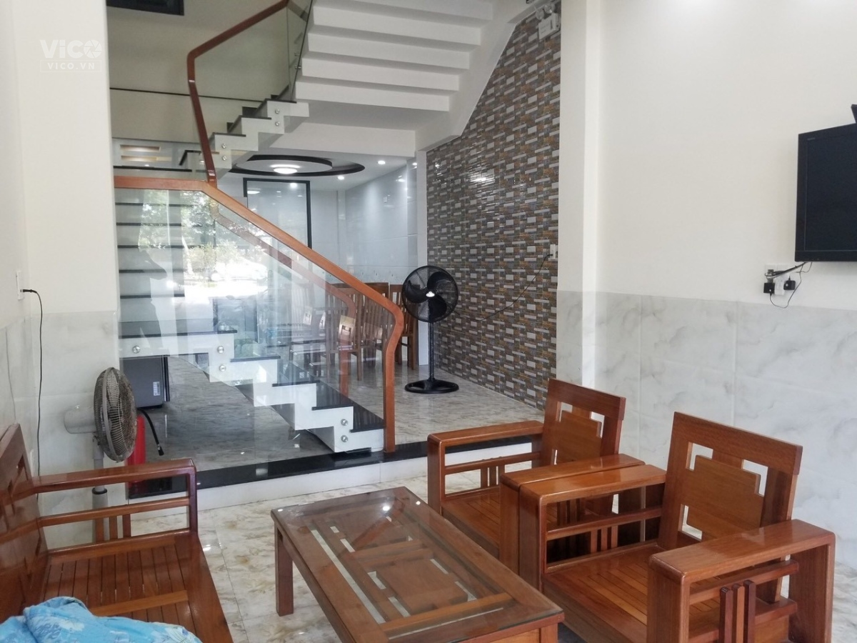 Hạ chào 200tr. HXH Nguyễn Thiện Kế, 64m2, 4 PN, 3 Tầng. Giá SOCK