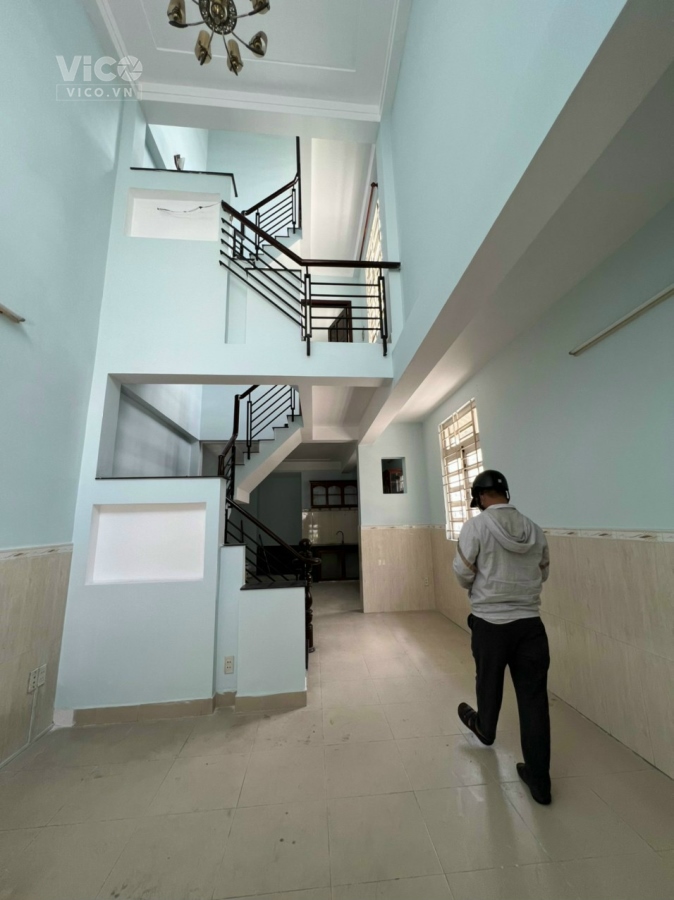 Bình Tân góc 2 mặt tiền kinh doanh buôn bán nhỉnh 3ty hẻm xe hơi. DT 4 14m, 1trệt, 1 lửng,