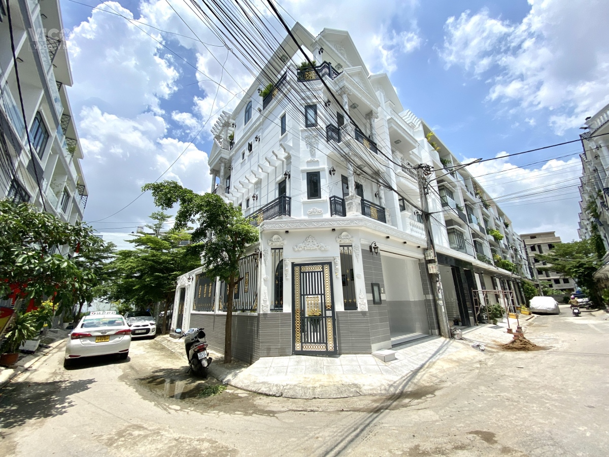 BÁN NHÀ GÓC 2 MẶT TIỀN KDC Petechim Huỳnh Tấn Phát 1trệt 2lầu sân thượng 4PN 6WC. Hỗ trợ vay bank