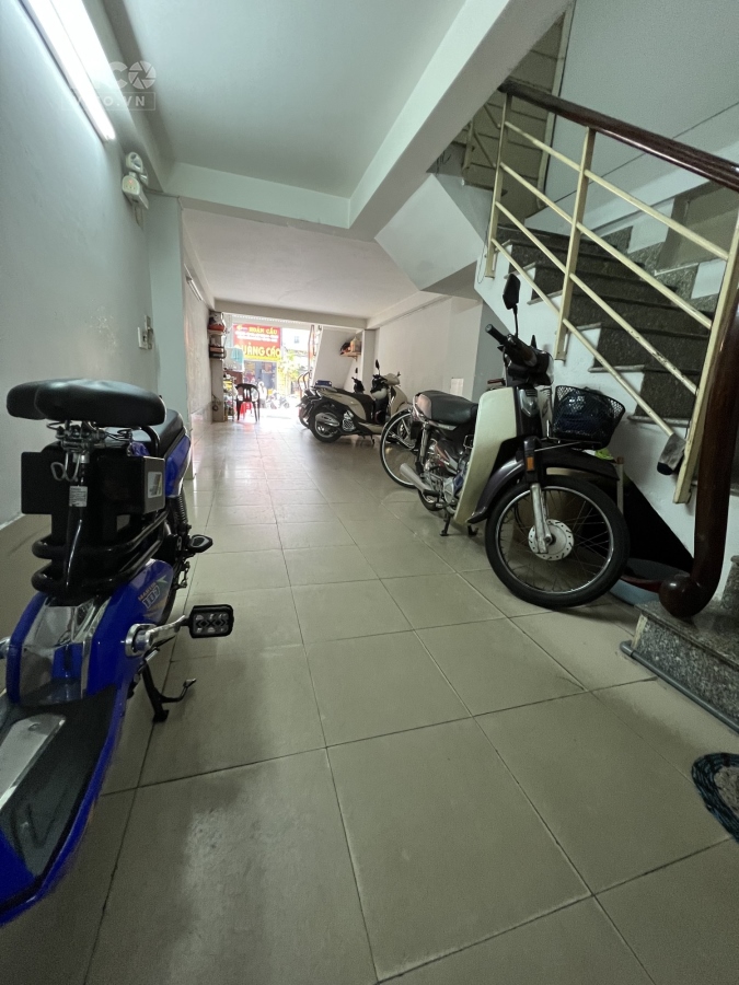 Ngộp nặng bán nhà gấp, Tô Hiến Thành150m2 giá tốt