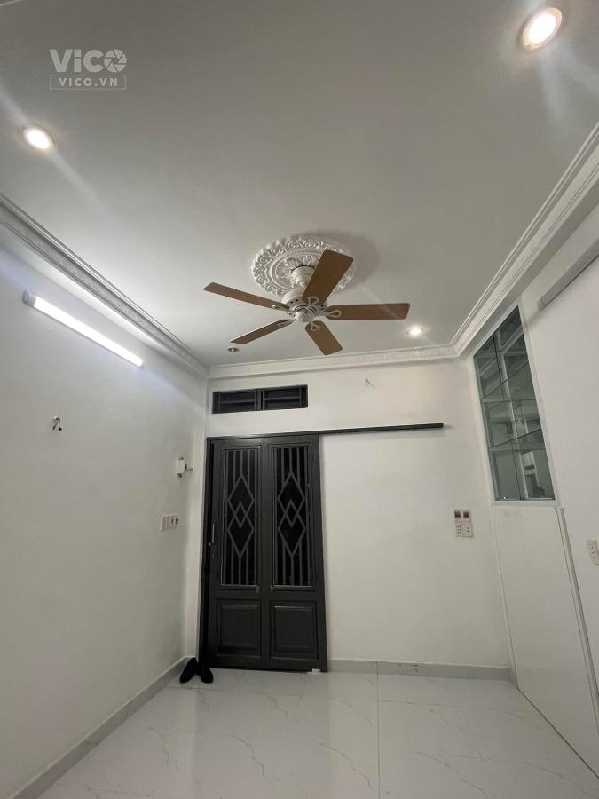 BÁN NHÀ TÂN BÌNHNGUYỄN TRỌNG TUYỂN5 TẦNGCHỈ NHỈNH 3 TỶ