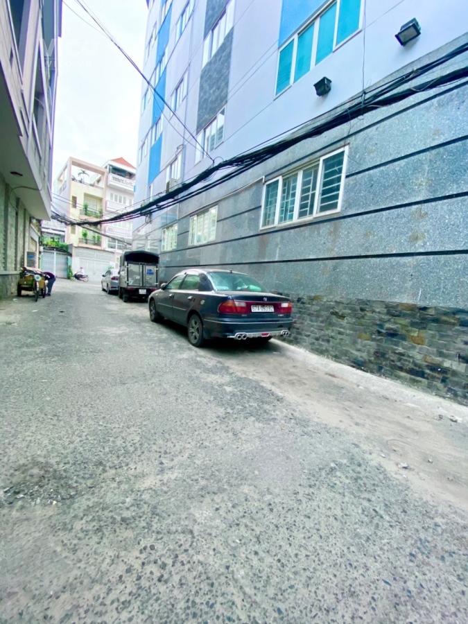 NHÀ HẺM XE TĂNG NƠ TRANG LONG BÌNH THẠNH NGANG HIẾM 6M HẺM TRƯỚC NHÀ 4,5M 70M2 GIÁ 6 TỶ 8