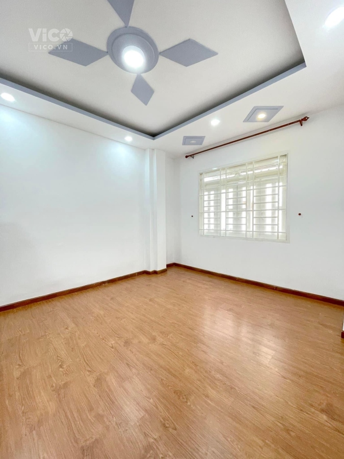 Bán nhà hẻm xe hơi quay đầu đường Huỳnh Tấn Phát quận 7