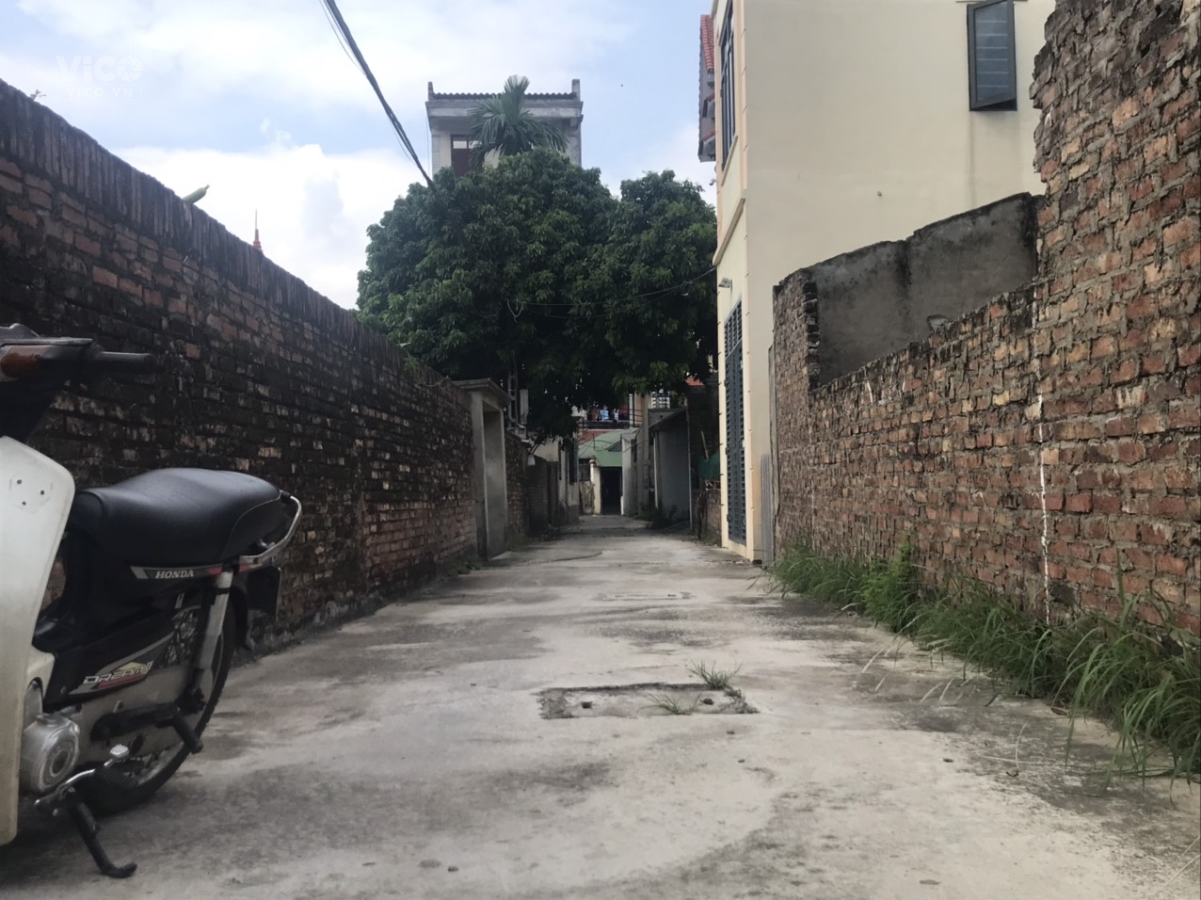 Ông anh cần tiền lên phải thanh khoản lô góc 2 mặt tiền , 60m tại Hải bối đông Anh MT MH 5m