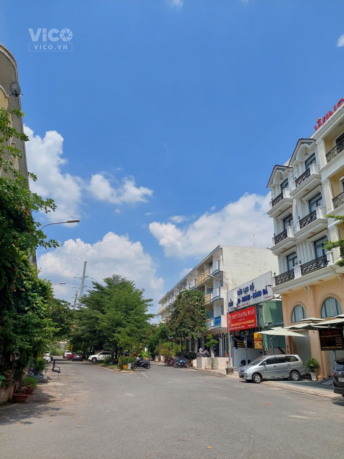 Bán đất hẻm xe hơi 10m đường Phạm Văn Đồng, Linh Đông, 80m2 giá 7.2 tỷ.