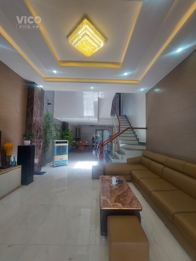 Bán nhà Quang Trung, Hải Châu, 100m/3Tầng, Nở hậu, Tặng Nội thất xịn, 5.3 tỷ TL