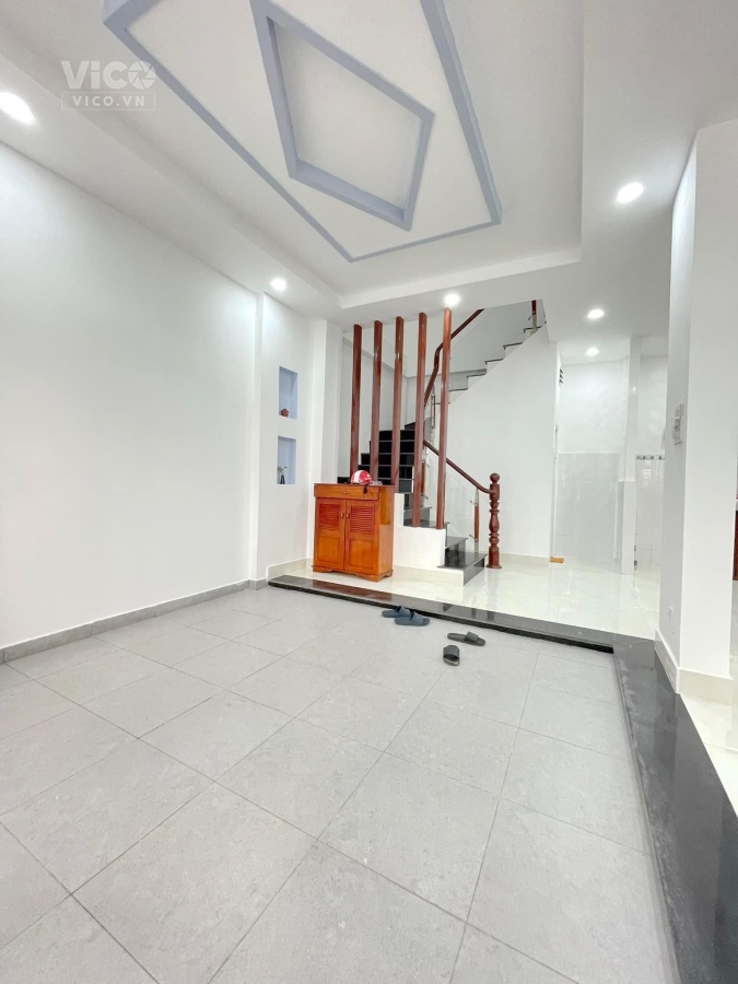 BÁN NHÀ XE HƠI TẬN CỬA FULL NỘI THẤT SANG SỊN