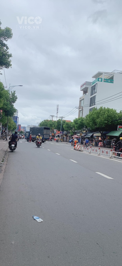 Hóc Môn Tô Ký nhà 150m2 hẻm xe tải 2 mặt tiền giá 5.8 tỷ
