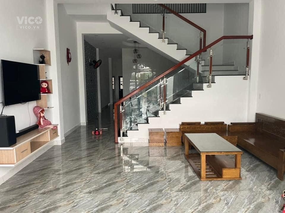 Tin được không Chỉ 5.8 tỷ 130m2 3 tầng full nội thất
