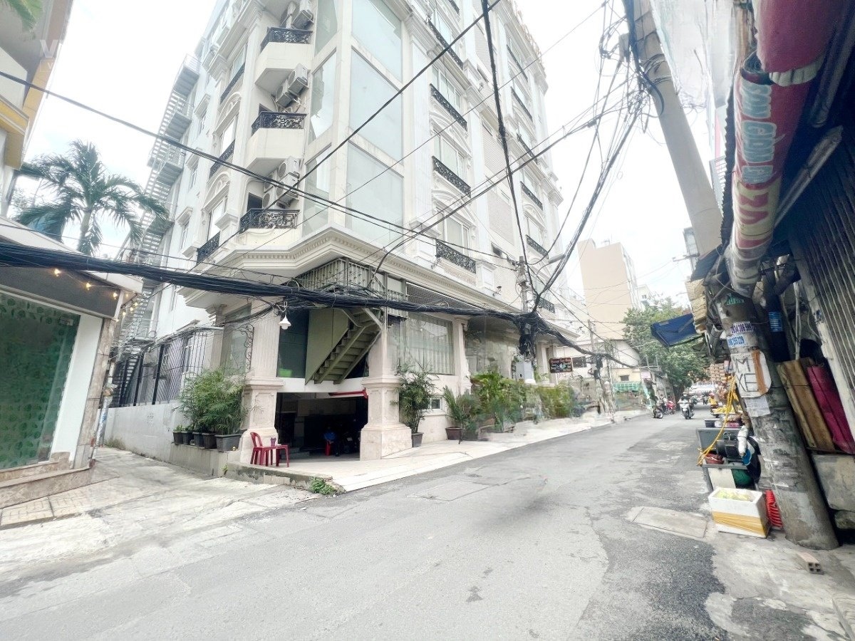 Nhà bán 5x20m, gần MT 666 Đường 3/2 P14 Quận 10 giá 16 tỷ
