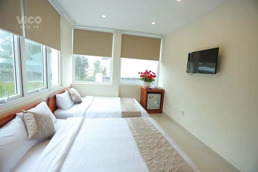 Cần tiền bán gấp Khách sạn kinh doanh tốt ngay trung tâm đường Nguyễn Thị Nghĩa, Đà Lạt giá 17.5 tỷ