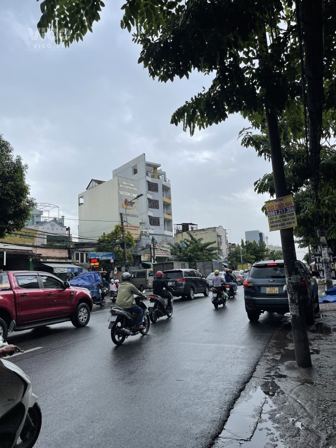 Mặt tiền Quốc lộ 13, p.26, Bình Thạnh