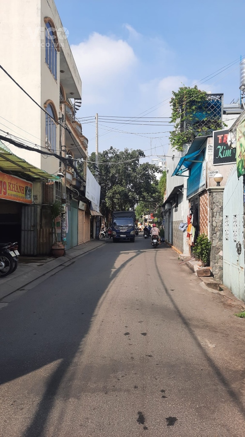 Nhà 44m2 Giá 3,3 tỷ hẻm 84 Bùi Quang Là p12 Gò Vấp